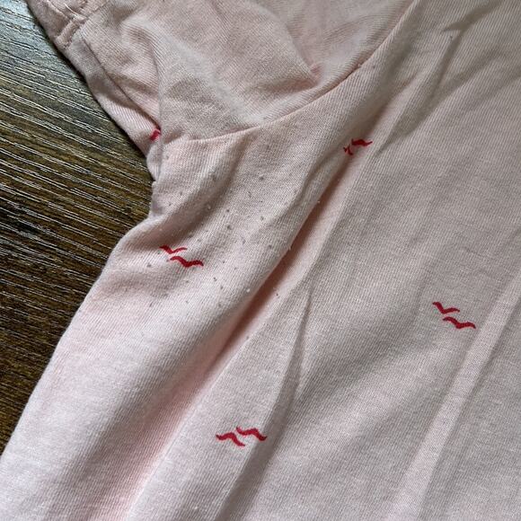 Old Navy Small Flying Bird Soft Short Sleeve Tee - Picture 6 of 9